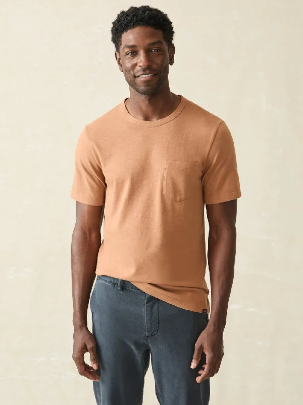 Faherty Sunwashed Pocket Tee / Bronze Athletic Men's Compression