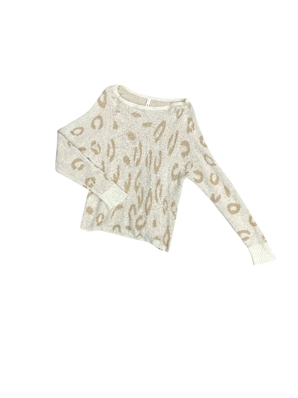 Top Long Sleeve By Wishlist In Animal Print Beach