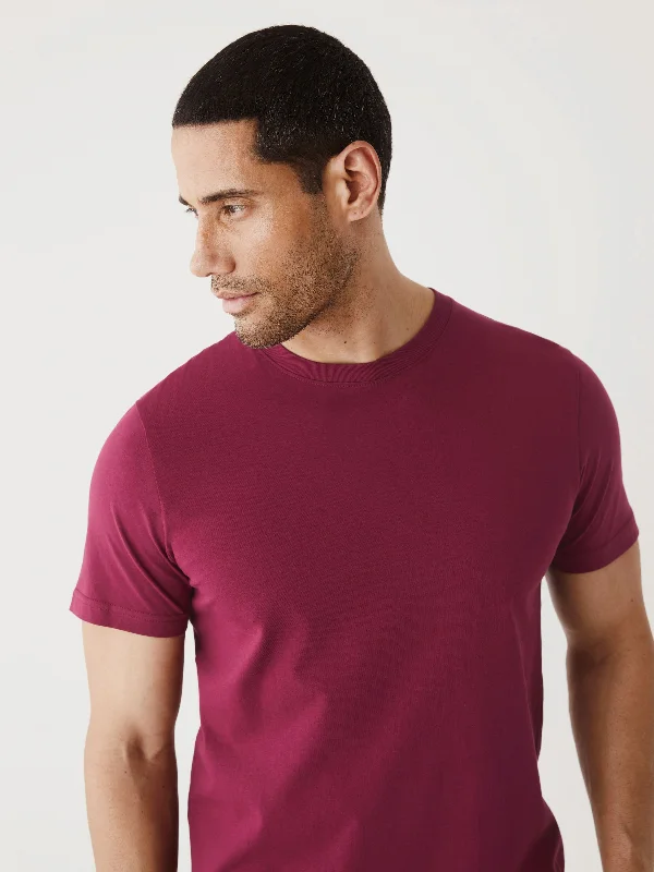 The Slim Fit Essential T-Shirt in Cherry Unique Men's Patch